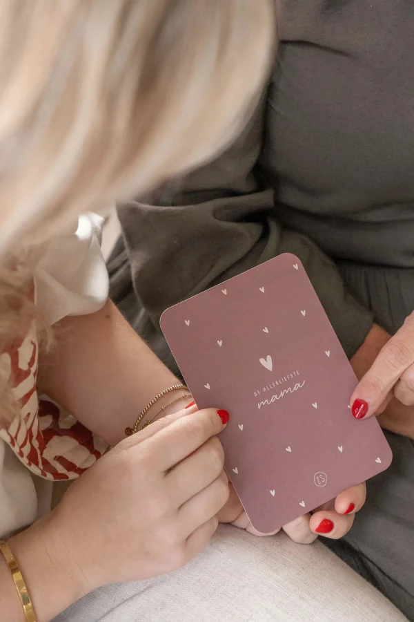 Fashion kaart ronde hoeken de allerliefste mama terra roze Kaartjes