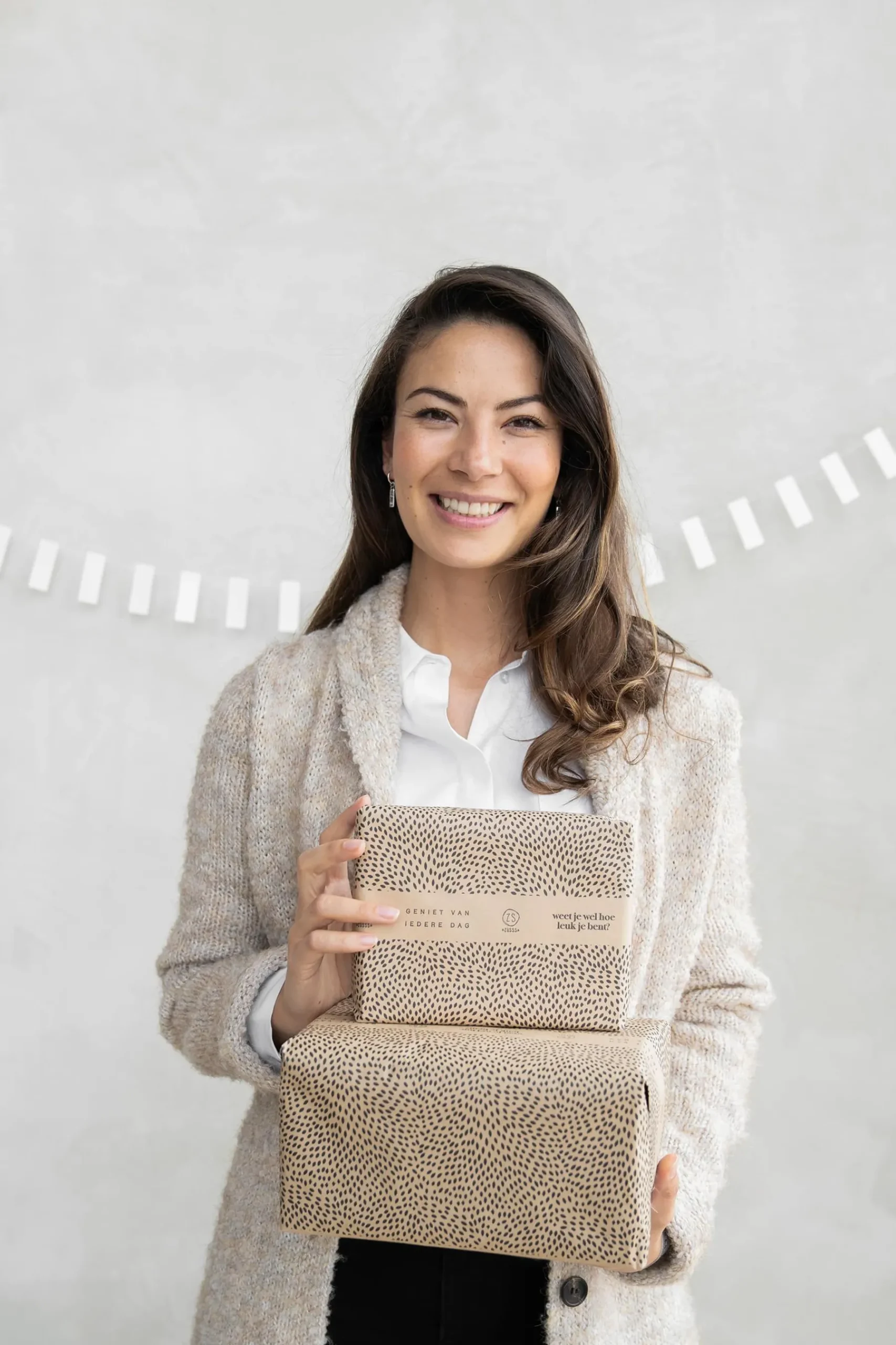 zusss_kadopapier_spikkels_5.webp Hot Kadopapier spikkels Versiering & Inpakken