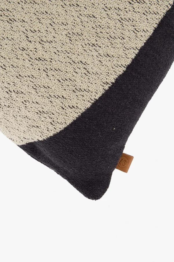 Store kussen grafisch element 60x40cm antraciet Kussens