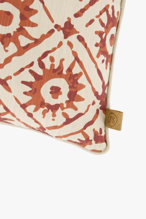 Outlet kussen zonnetjesprint 45x45cm peper en zout/brique Kussens