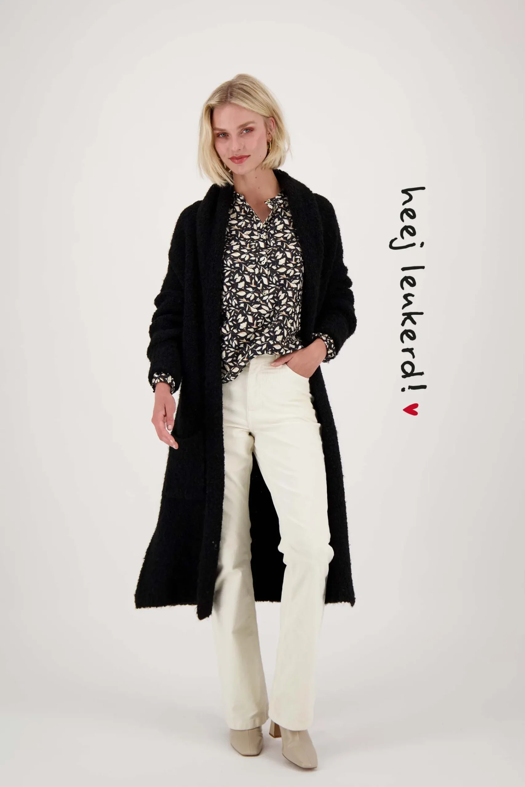 zusss_lang_boucle_vest_zwart_1.webp Best lang boucle vest Vesten