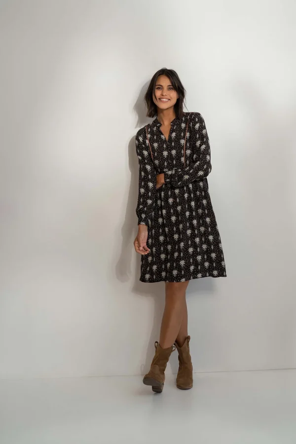 Best limited jurk met bloemenprint Jurkjes & Rokken