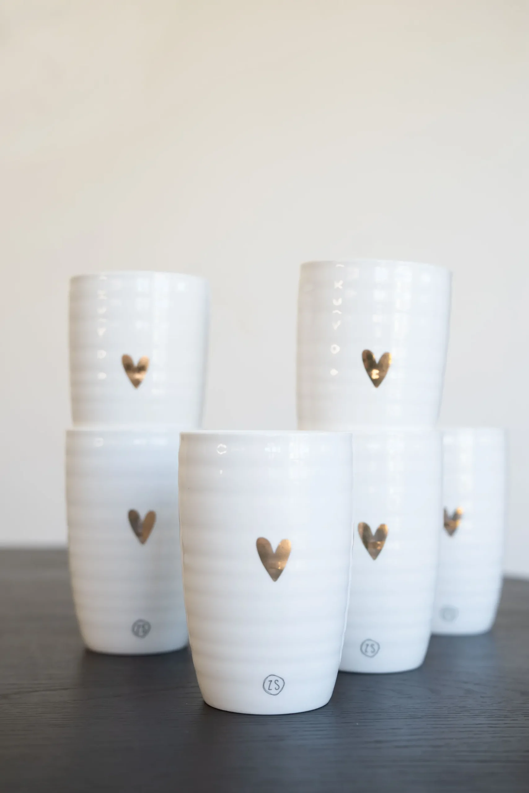 zusss_mok_l_goud_hartje_wit_set_van__0.webp Clearance mok L goud hartje wit (set van 6) Servies