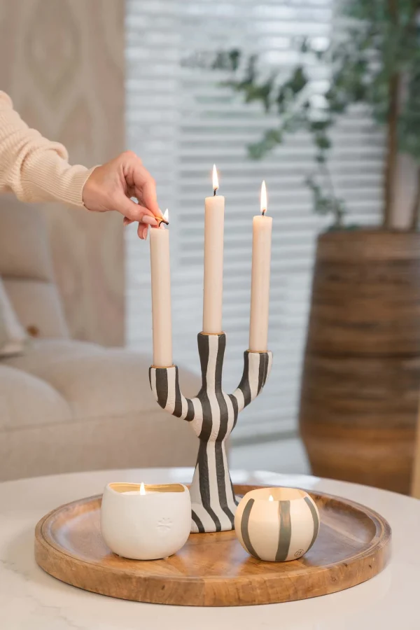 Sale polystone kandelaar met strepen Kaarsen | Kaarsenhouders