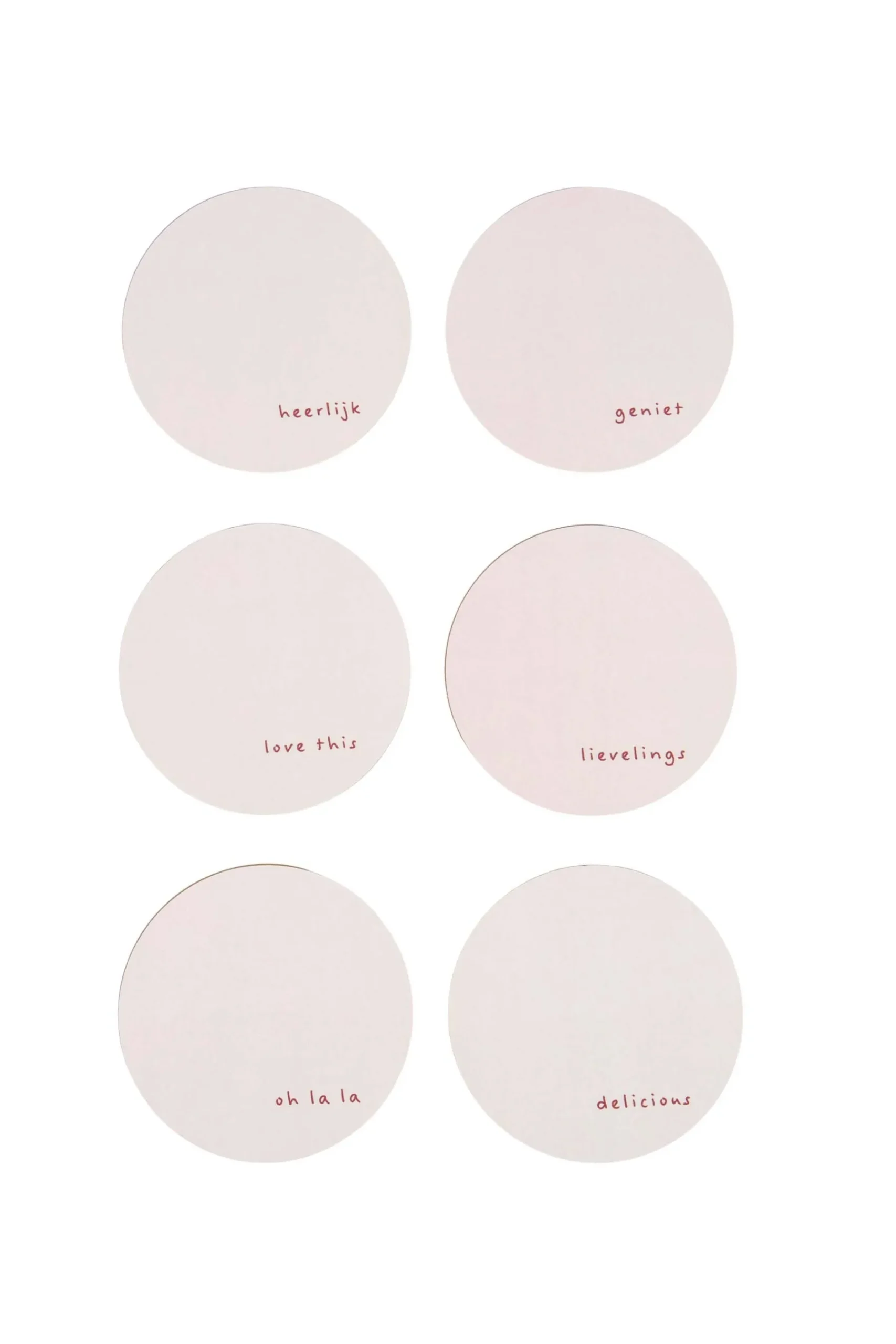 zusss_set_van__onderzetters_met_tekst_roodwit_1.webp Flash Sale set van 6 onderzetters met tekst Keukenaccessoires